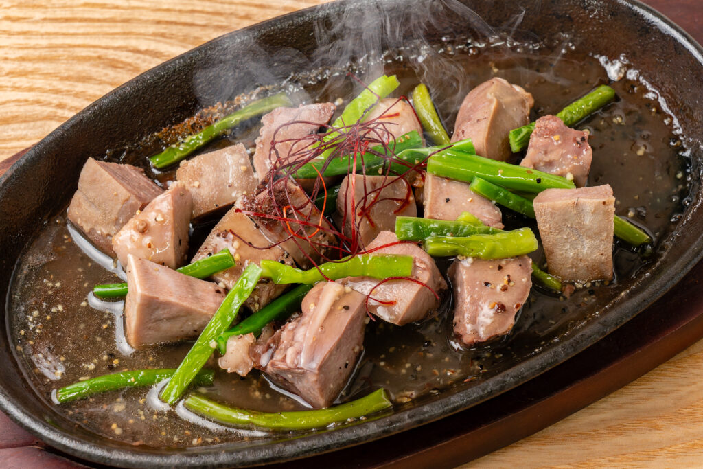 黒豚タンのスタミナ焼き